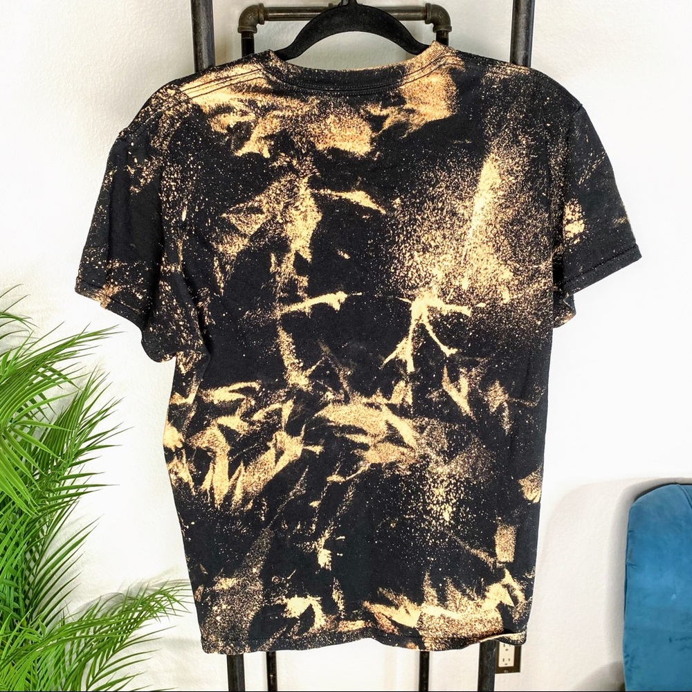 ✨SOLD✨ Bleach Tee Size M - Picture 4 of 4